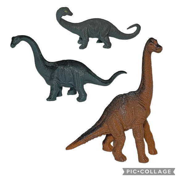 15 Piece Dinosaur Set - Picture 2 of 5